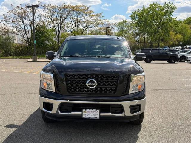 2019 Nissan Titan SV
