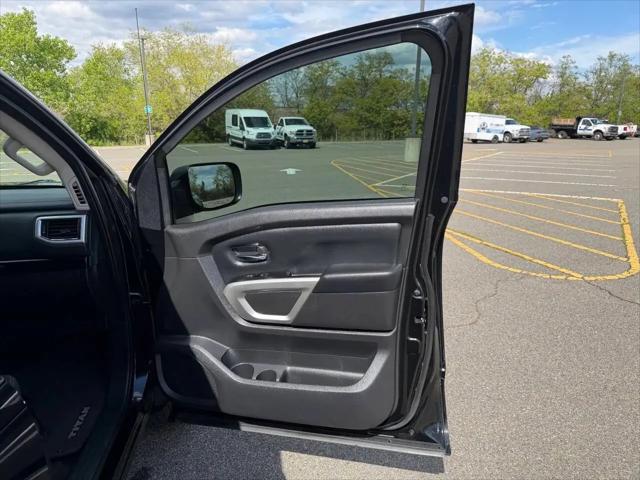 2019 Nissan Titan SV
