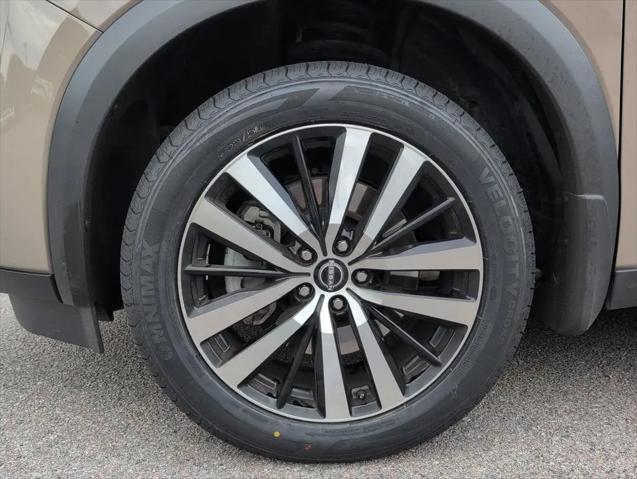2024 Nissan Pathfinder Platinum FWD