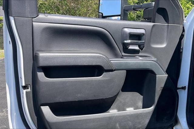 2019 Chevrolet Silverado 6500HD 1LT