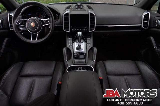 2017 Porsche Cayenne Platinum Edition