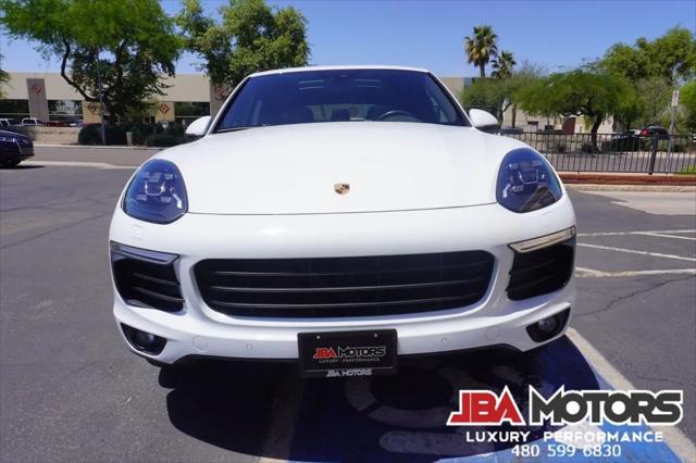 2017 Porsche Cayenne Platinum Edition