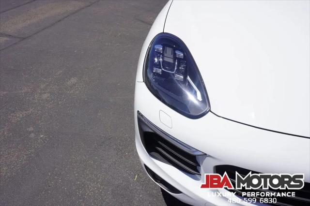 2017 Porsche Cayenne Platinum Edition