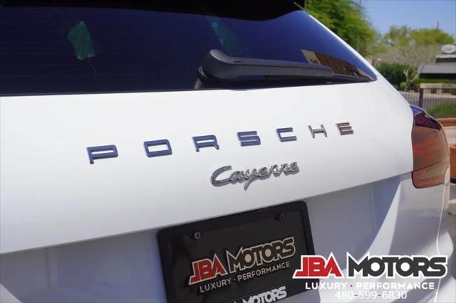 2017 Porsche Cayenne Platinum Edition