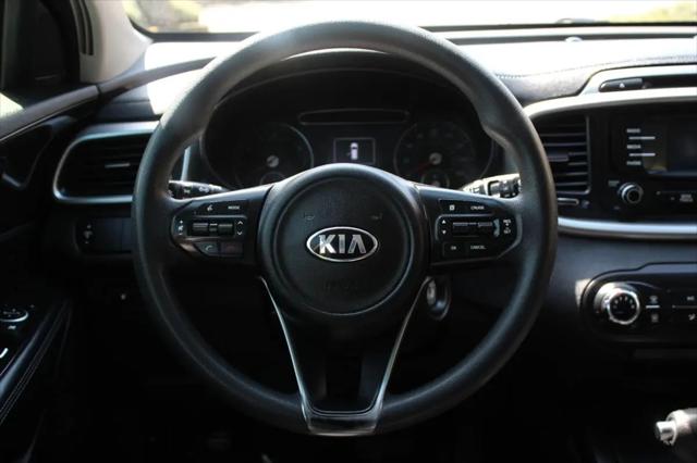 2016 Kia Sorento 3.3L LX