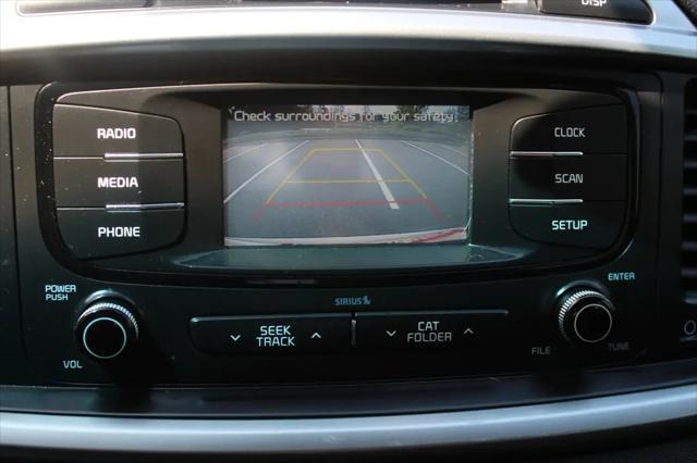 2016 Kia Sorento 3.3L LX
