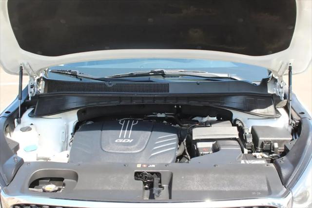 2016 Kia Sorento 3.3L LX