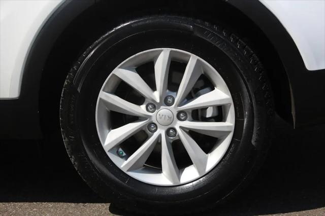 2016 Kia Sorento 3.3L LX