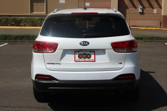 2016 Kia Sorento 3.3L LX
