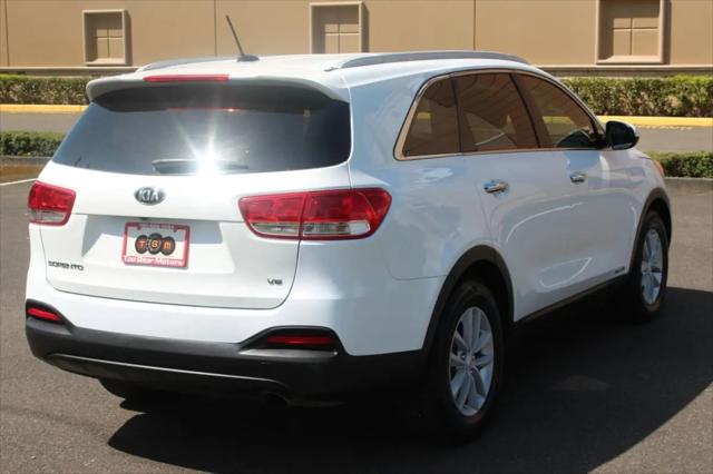 2016 Kia Sorento 3.3L LX