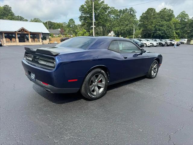 2016 Dodge Challenger SXT