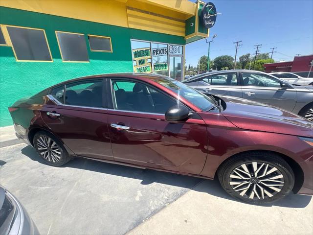 2024 Nissan Altima SV FWD