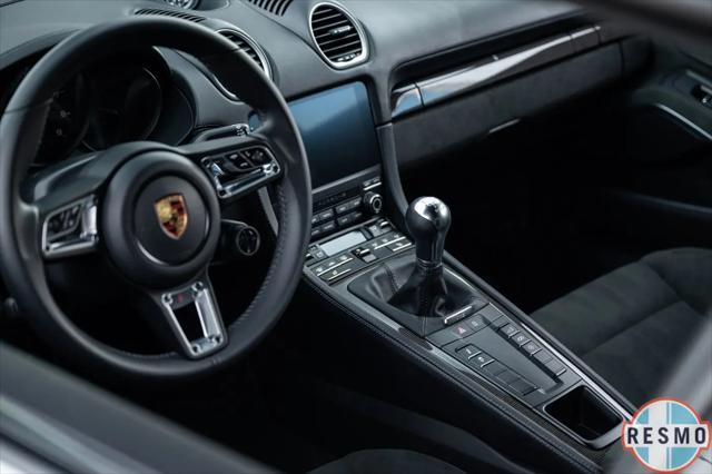 2024 Porsche 718 Cayman GTS 4.0