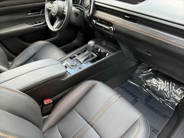 2025 Mazda CX-50 Hybrid Premium Plus Package