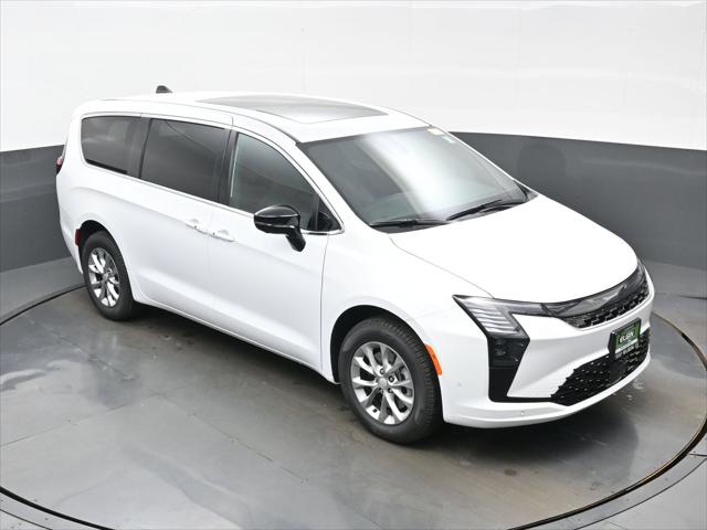 2027 Chrysler Pacifica Select