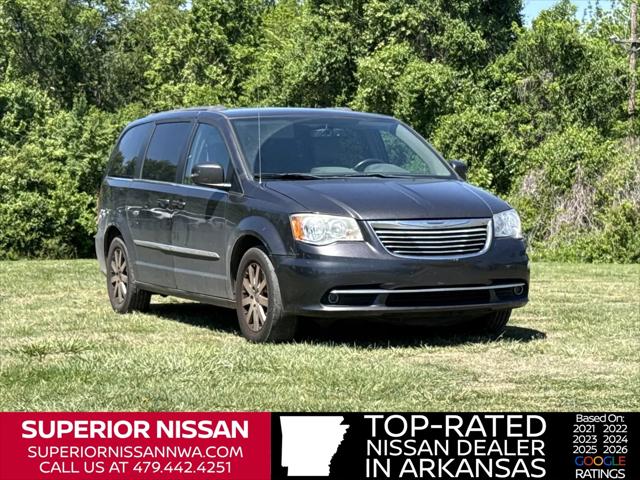 2015 Chrysler Town & Country Touring for sale in Fayetteville, AR