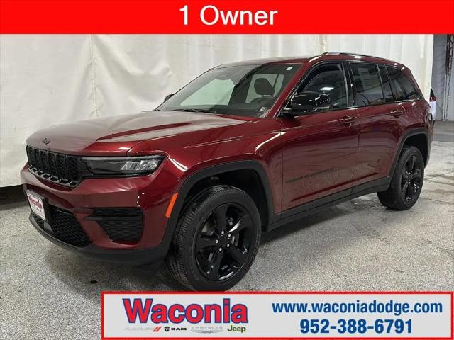 2023 Jeep Grand Cherokee Altitude X 4x4 for sale in Waconia, MN