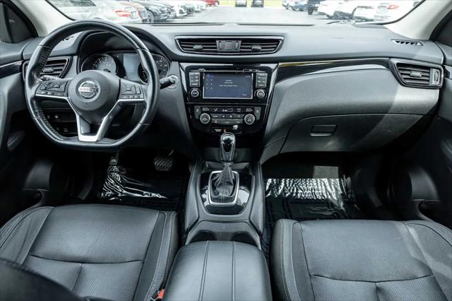 2017 Nissan Rogue Sport SL
