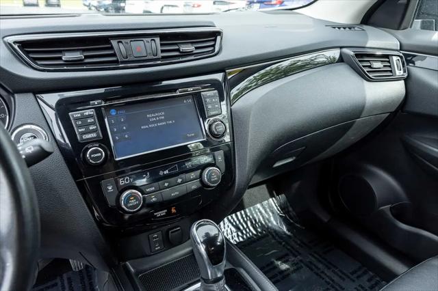2017 Nissan Rogue Sport SL