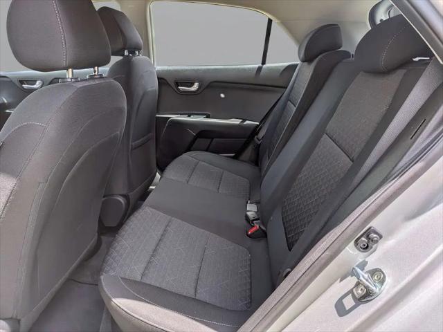 2022 Kia Rio 5 door S