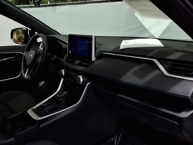 2024 Toyota RAV4 Hybrid SE