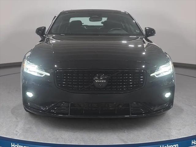 2024 Volvo S60 B5 Plus Black Edition