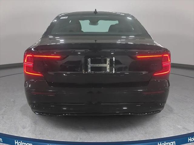 2024 Volvo S60 B5 Plus Black Edition