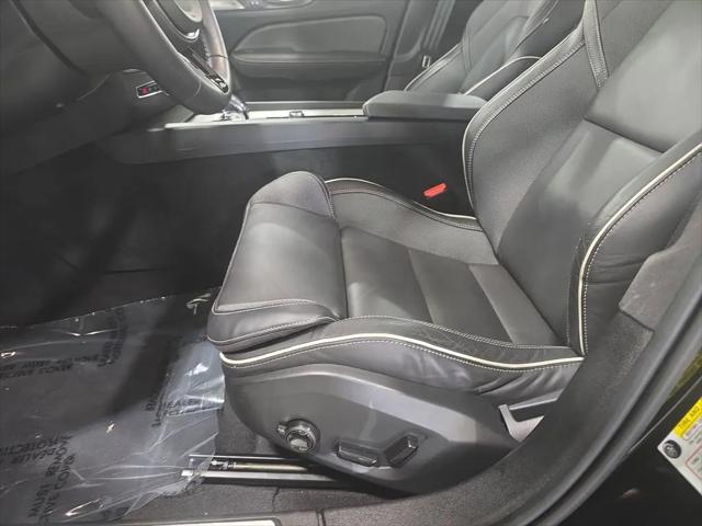 2024 Volvo S60 B5 Plus Black Edition