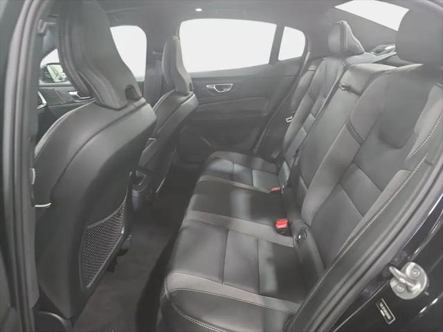 2024 Volvo S60 B5 Plus Black Edition