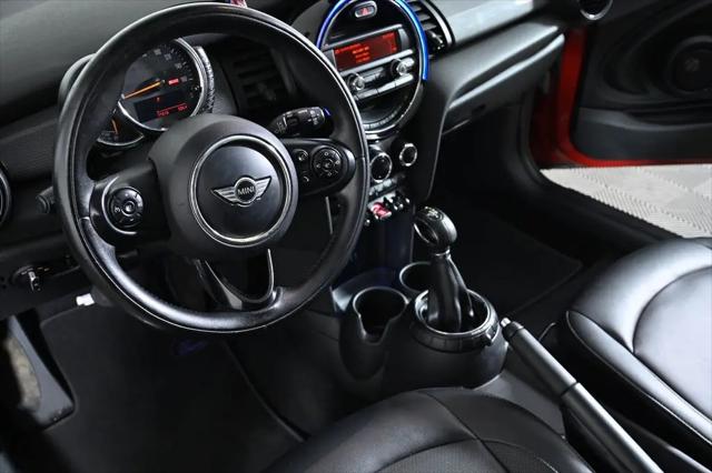 2015 MINI Hardtop Cooper
