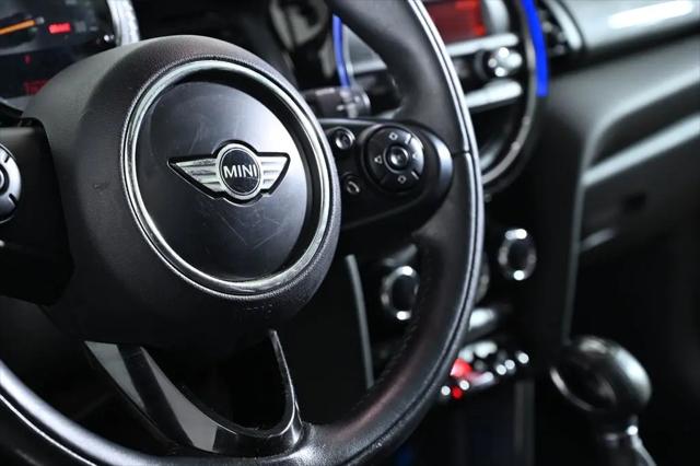 2015 MINI Hardtop Cooper
