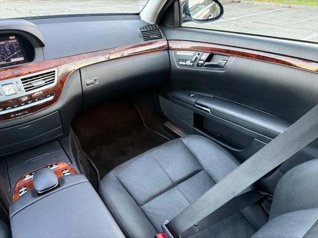 2009 Mercedes-Benz S 550 4MATIC