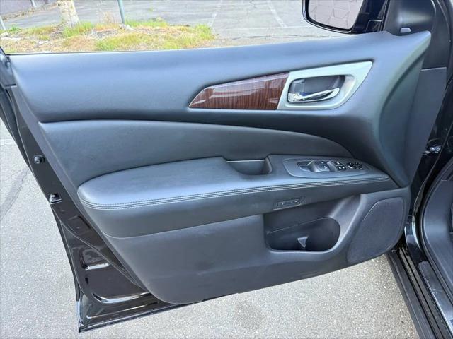 2015 Nissan Pathfinder Platinum