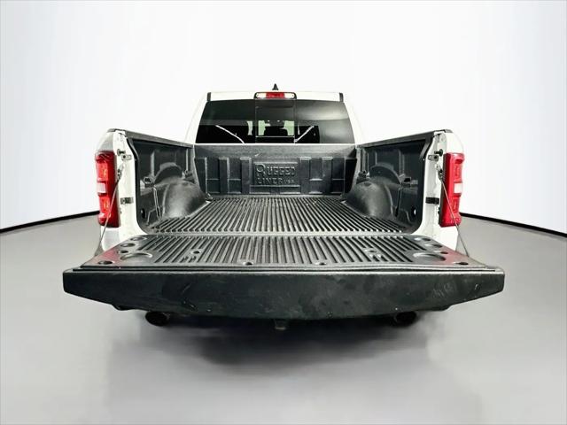 2025 Ram 1500 Big Horn Crew Cab 4x4 5'7" Box
