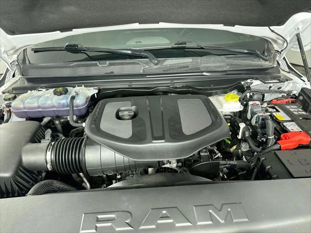 2025 Ram 1500 Big Horn Crew Cab 4x4 5'7" Box