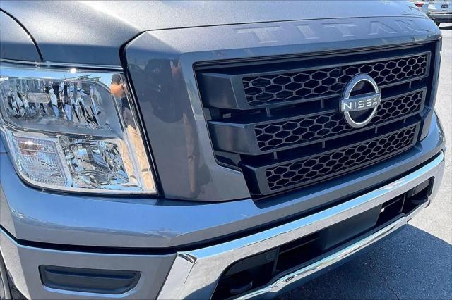 2024 Nissan Titan Crew Cab SV 4x2