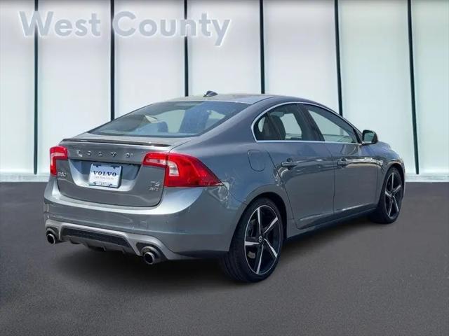 2016 Volvo S60 T6 Drive-E R-Design Platinum