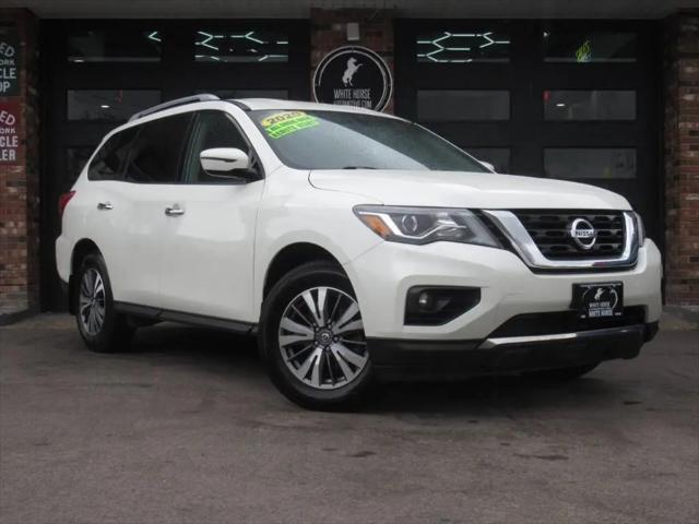 2020 Nissan Pathfinder SV 4WD for sale in Avon, NY
