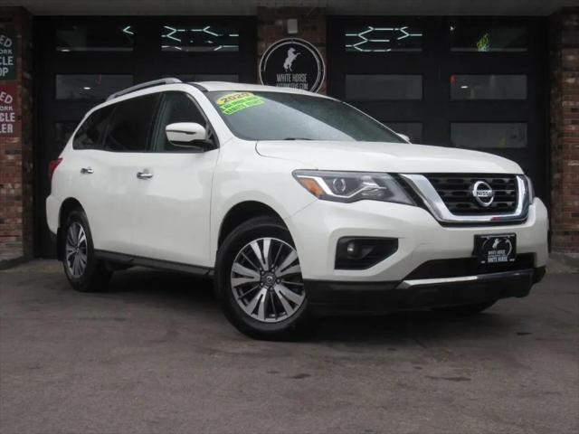 2020 Nissan Pathfinder SV 4WD for sale in Avon, NY