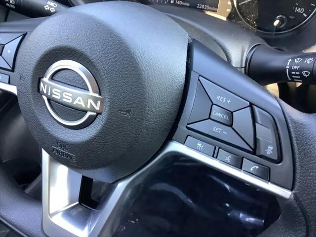 2024 Nissan Kicks SV Xtronic CVT