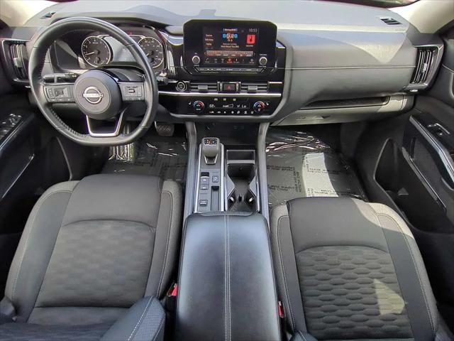 2022 Nissan Pathfinder SV 2WD