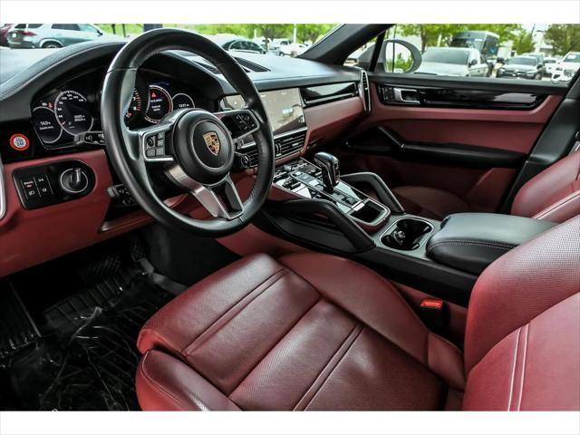 2023 Porsche Cayenne Platinum Edition