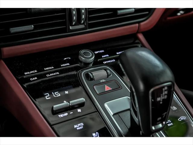 2023 Porsche Cayenne Platinum Edition