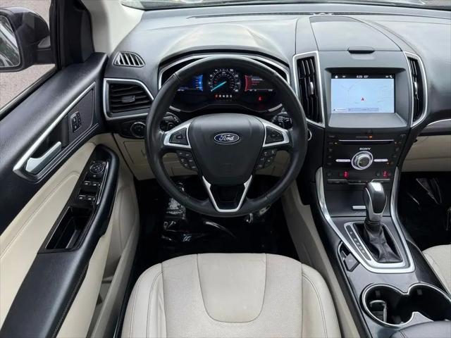 2017 Ford Edge Titanium