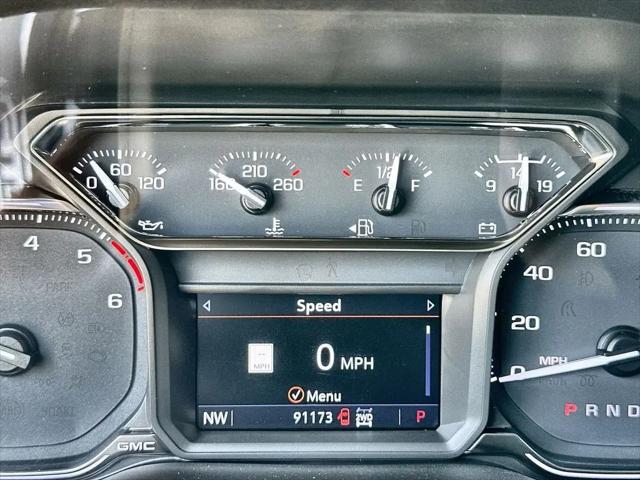 2022 GMC Sierra 1500 Limited 4WD Crew Cab Short Box AT4