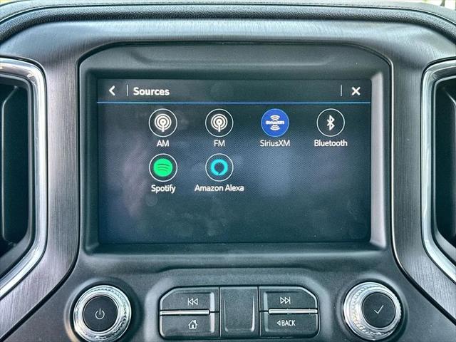 2022 GMC Sierra 1500 Limited 4WD Crew Cab Short Box AT4