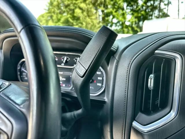 2022 GMC Sierra 1500 Limited 4WD Crew Cab Short Box AT4