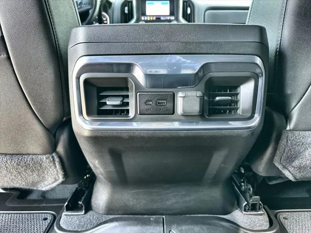 2022 GMC Sierra 1500 Limited 4WD Crew Cab Short Box AT4