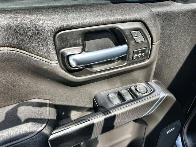 2022 GMC Sierra 1500 Limited 4WD Crew Cab Short Box AT4