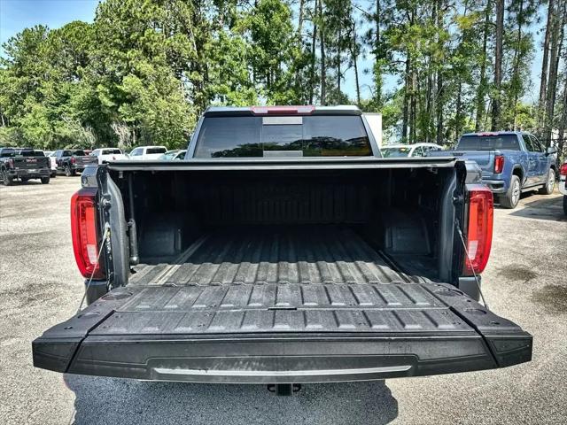 2022 GMC Sierra 1500 Limited 4WD Crew Cab Short Box AT4